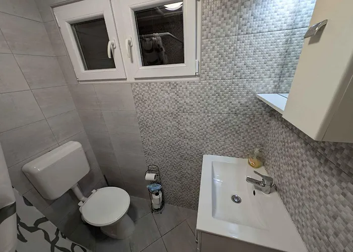 In 38374 Balatonfenyves